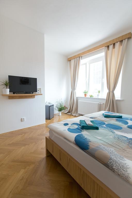 Bed And Breakfast Placzek Brno Exteriör bild